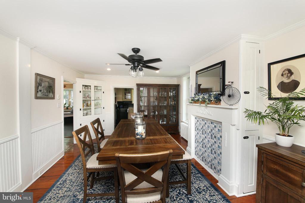 4964 POINT PLEASANT PIKE