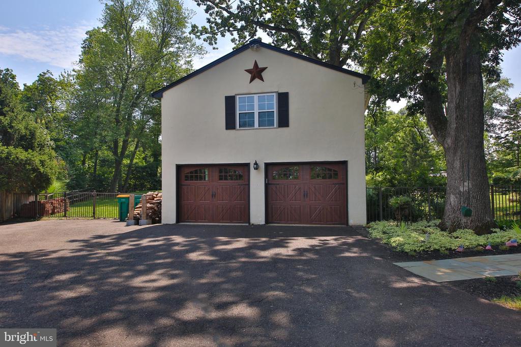 4964 POINT PLEASANT PIKE
