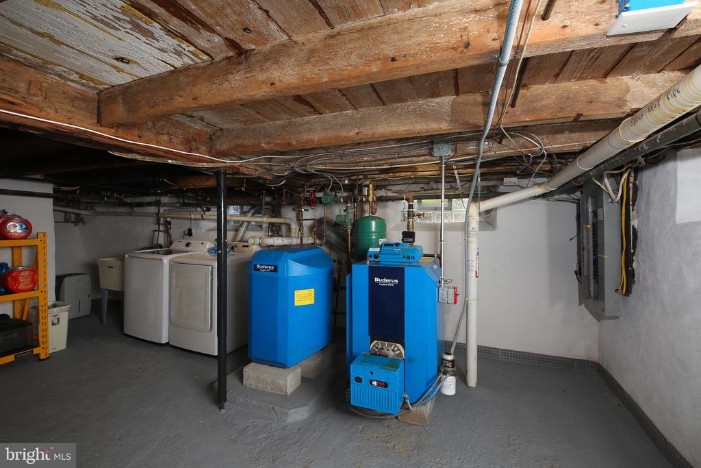 4964 POINT PLEASANT PIKE