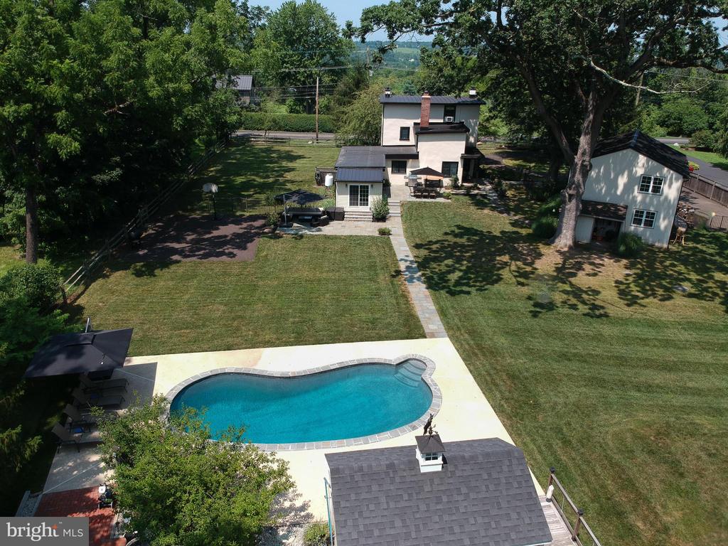 4964 POINT PLEASANT PIKE