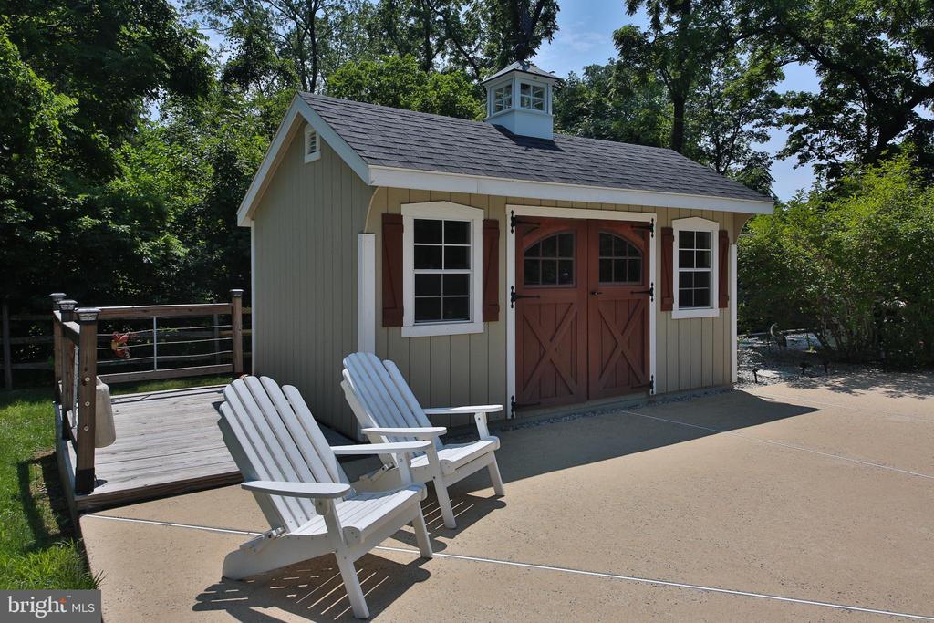 4964 POINT PLEASANT PIKE
