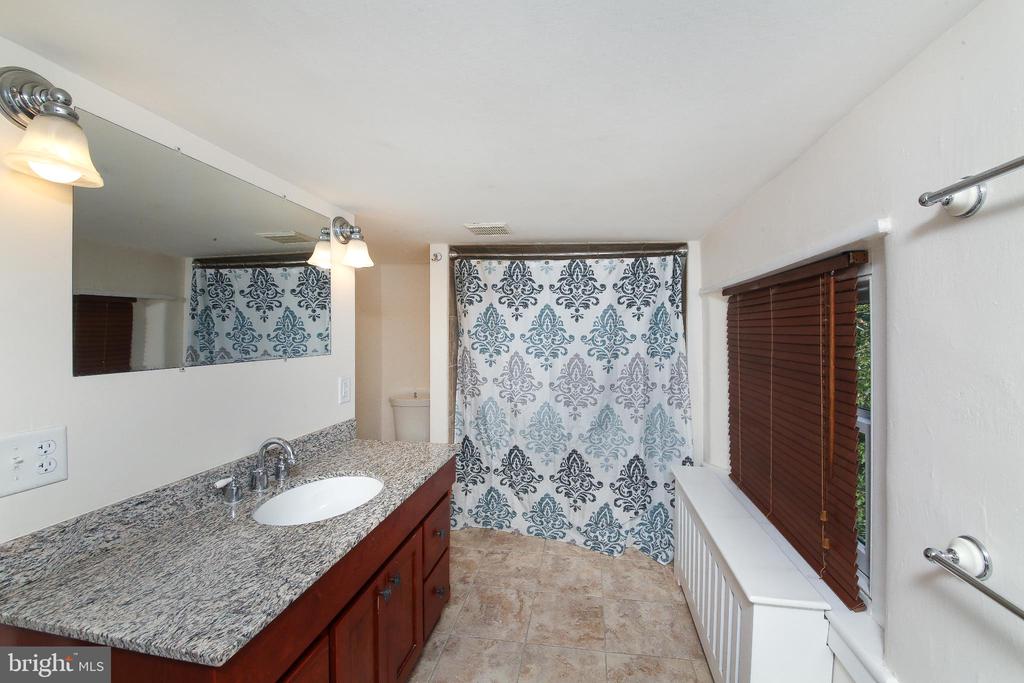 4964 POINT PLEASANT PIKE