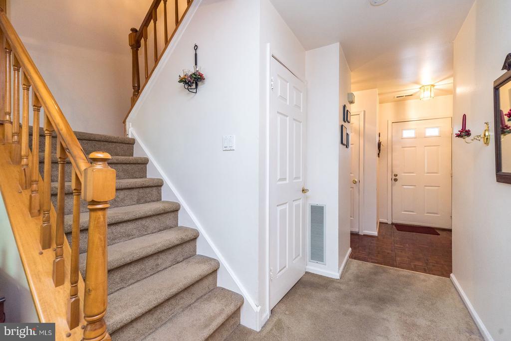 2402 DOGLEG DRIVE