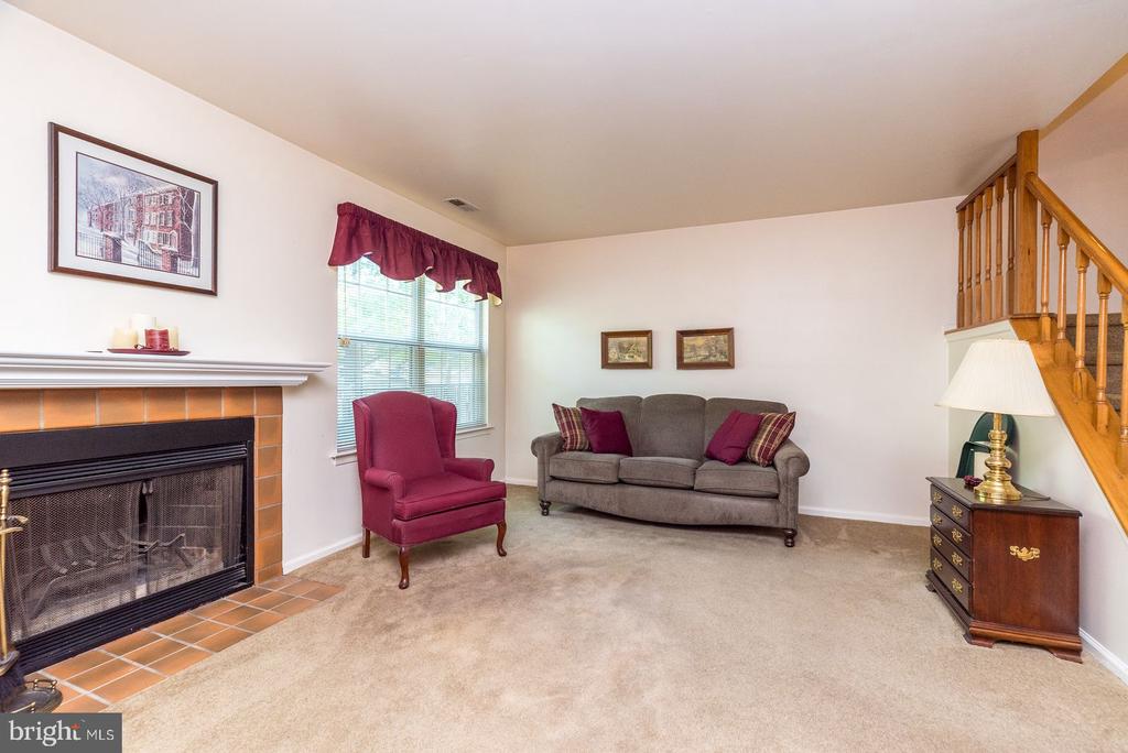 2402 DOGLEG DRIVE