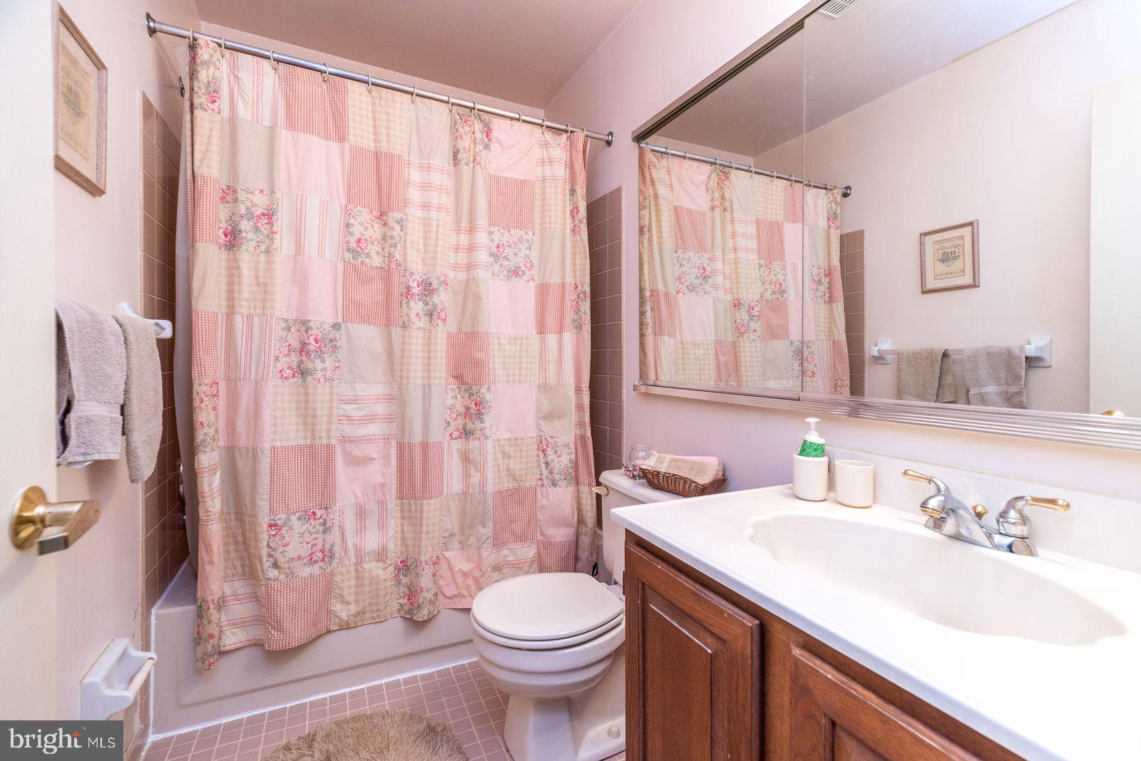 2402 DOGLEG DRIVE