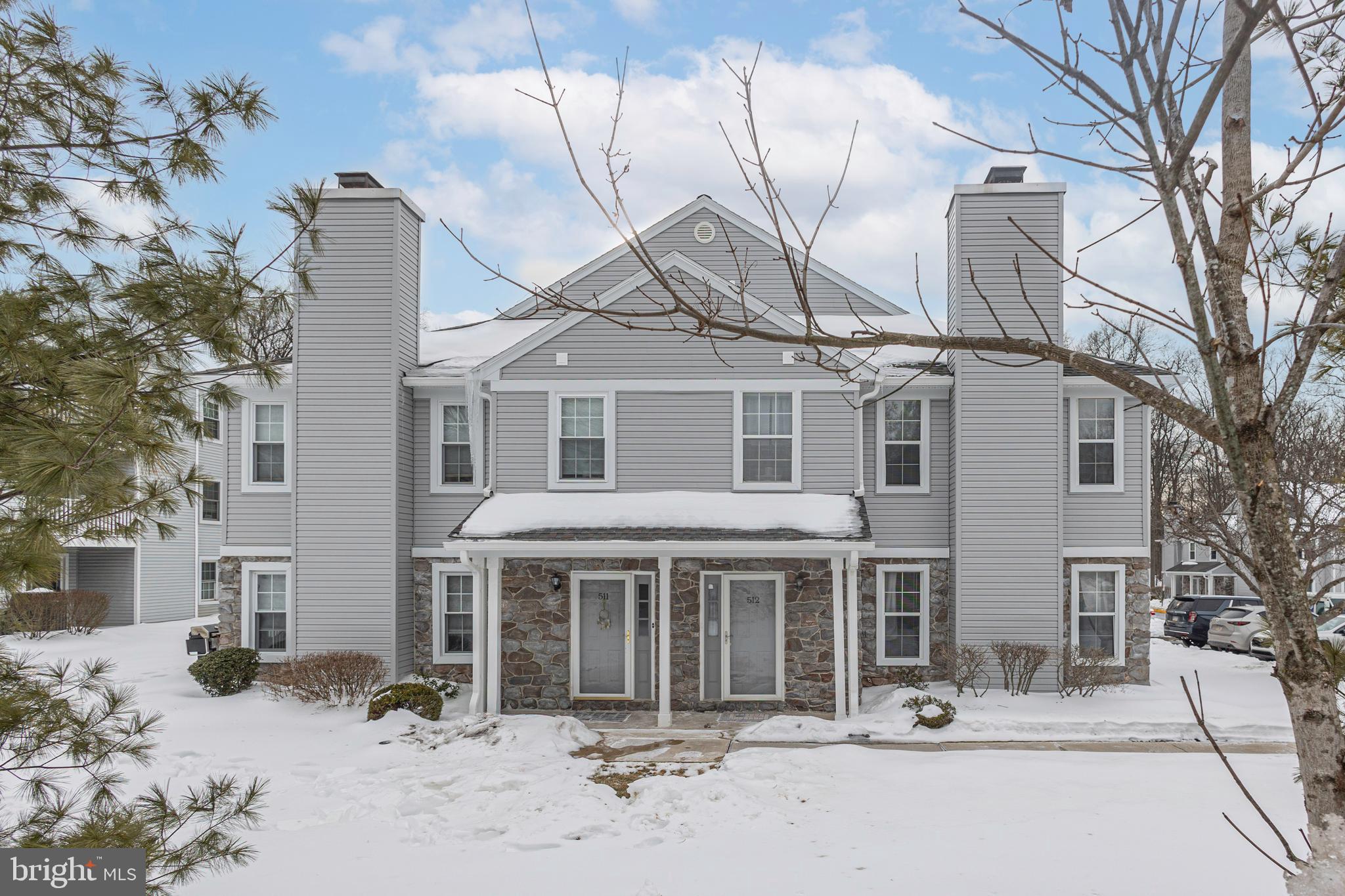 512 MEWS DRIVE
