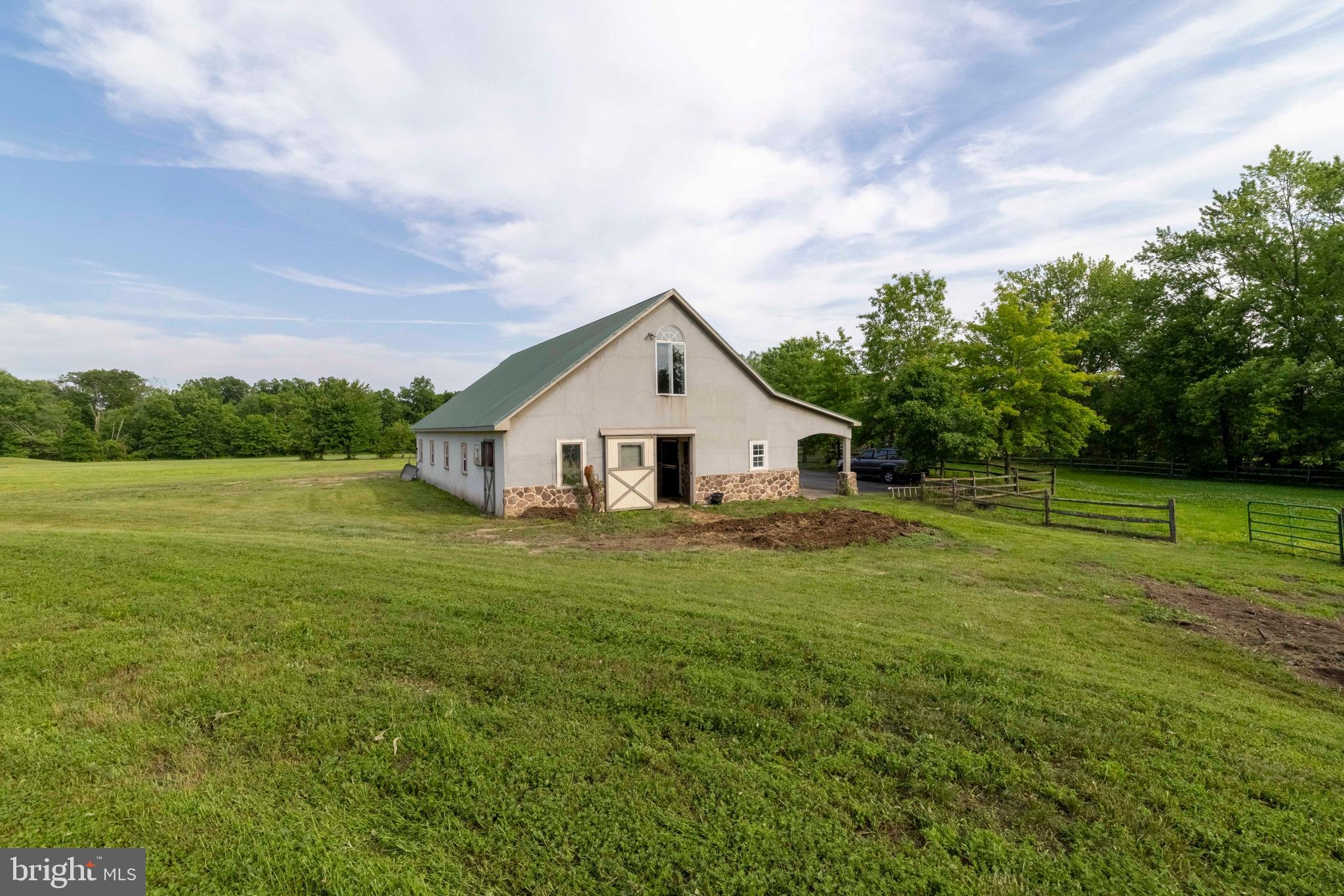 265 WALTER ROAD