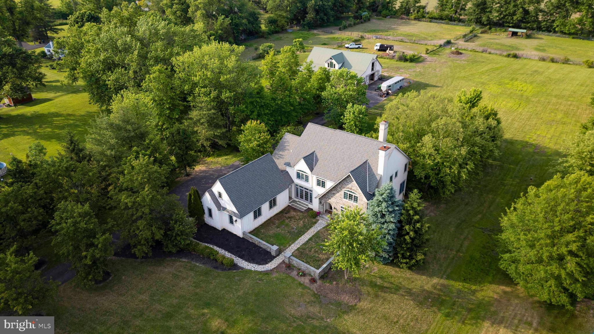 265 WALTER ROAD
