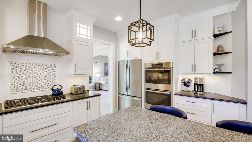 401 BENS RUN COURT