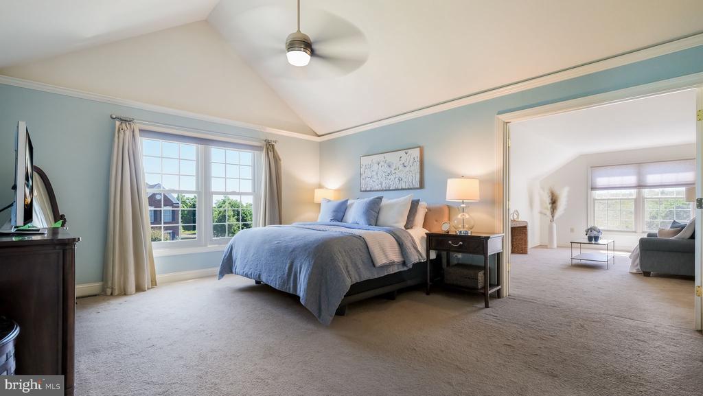 401 BENS RUN COURT