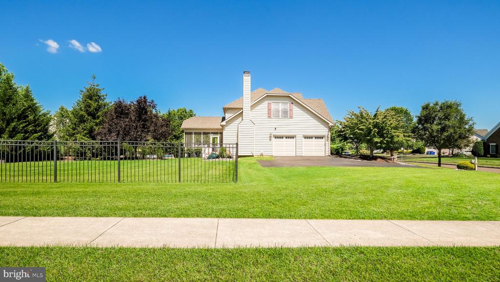 401 BENS RUN COURT
