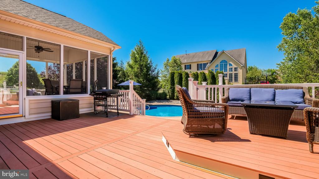 401 BENS RUN COURT