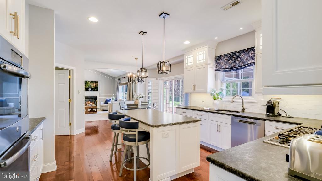 401 BENS RUN COURT