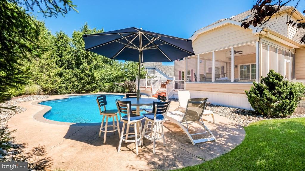 401 BENS RUN COURT