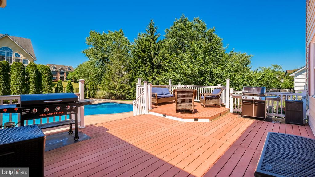 401 BENS RUN COURT