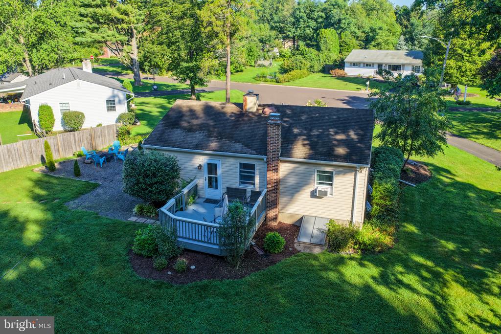 22 ELM TERRACE