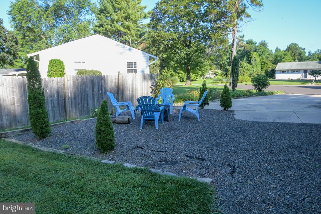 22 ELM TERRACE