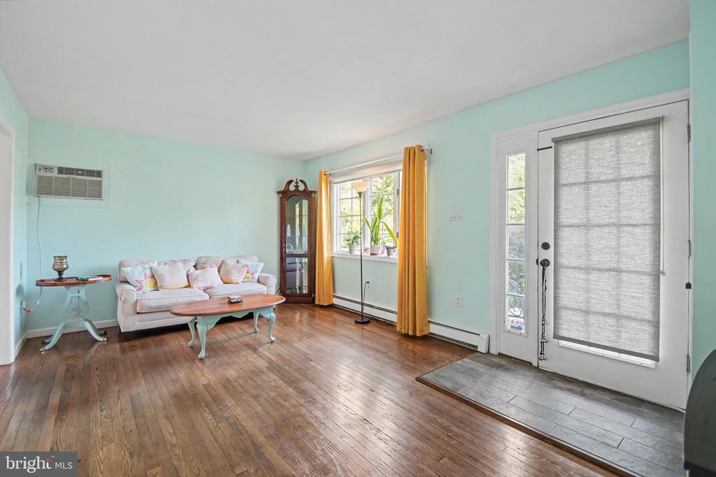 22 ELM TERRACE