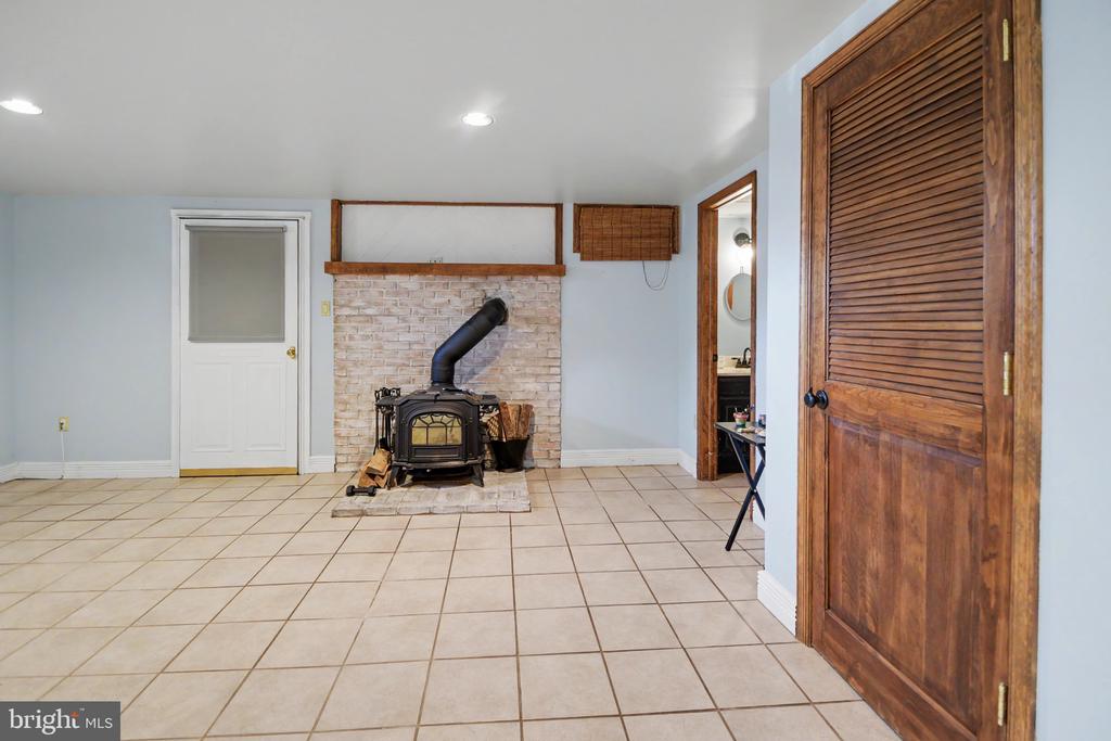 22 ELM TERRACE