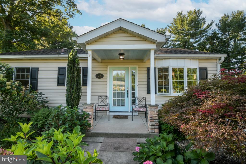 22 ELM TERRACE