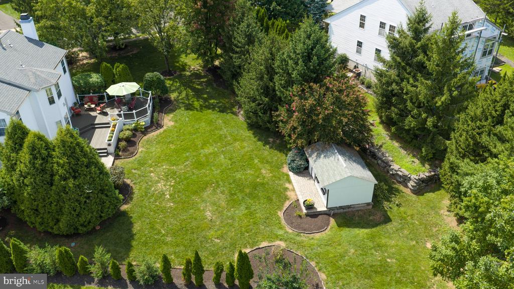 212 SOMERSET CIRCLE