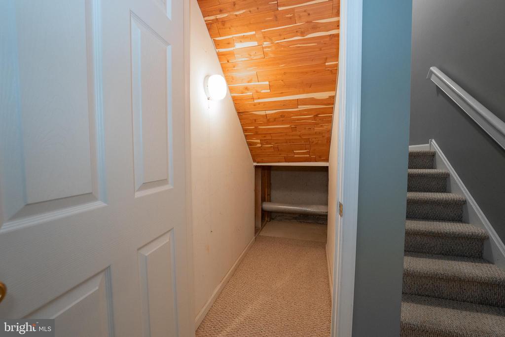 111 LONGWOOD COURT