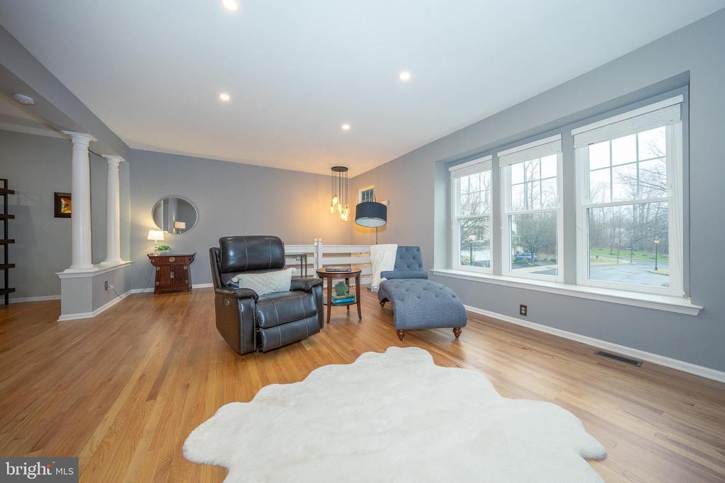 111 LONGWOOD COURT