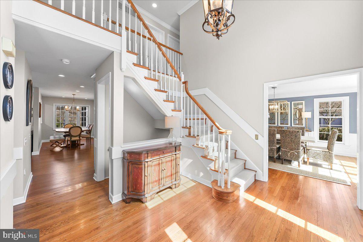 345 COUNTRY LANE