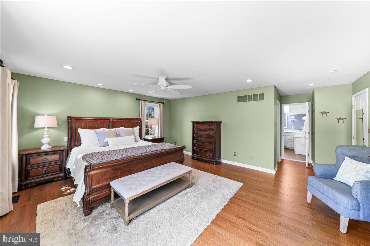 345 COUNTRY LANE