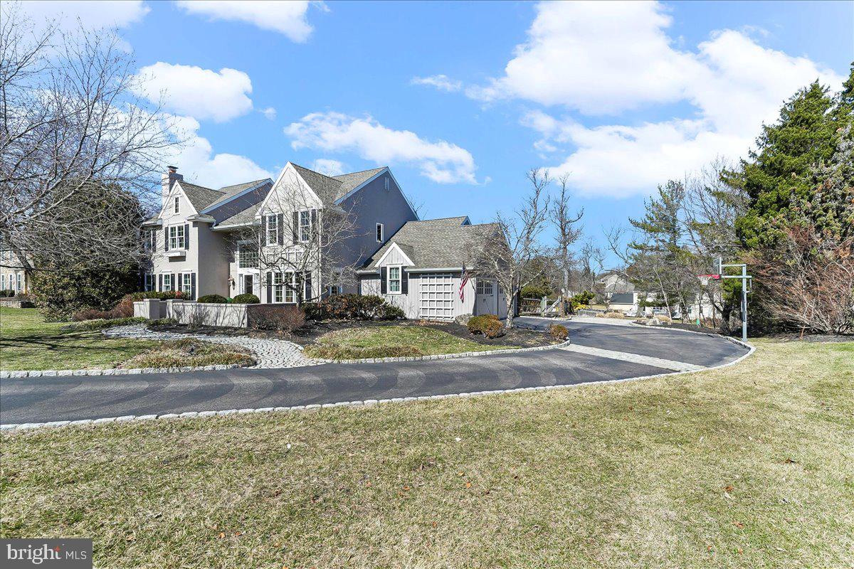 345 COUNTRY LANE