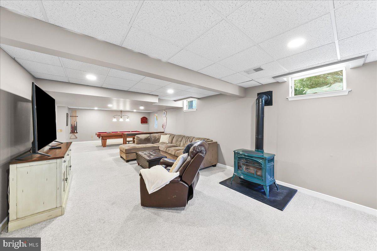 345 COUNTRY LANE