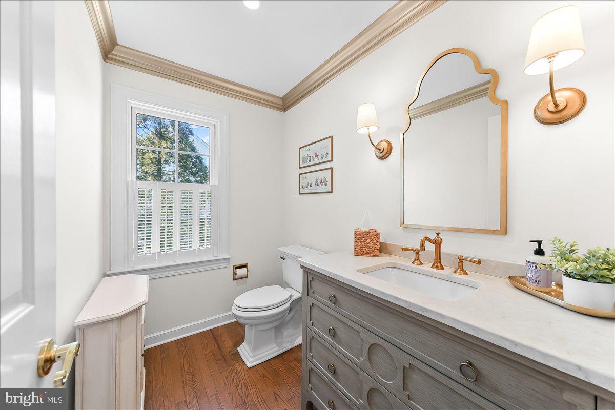345 COUNTRY LANE