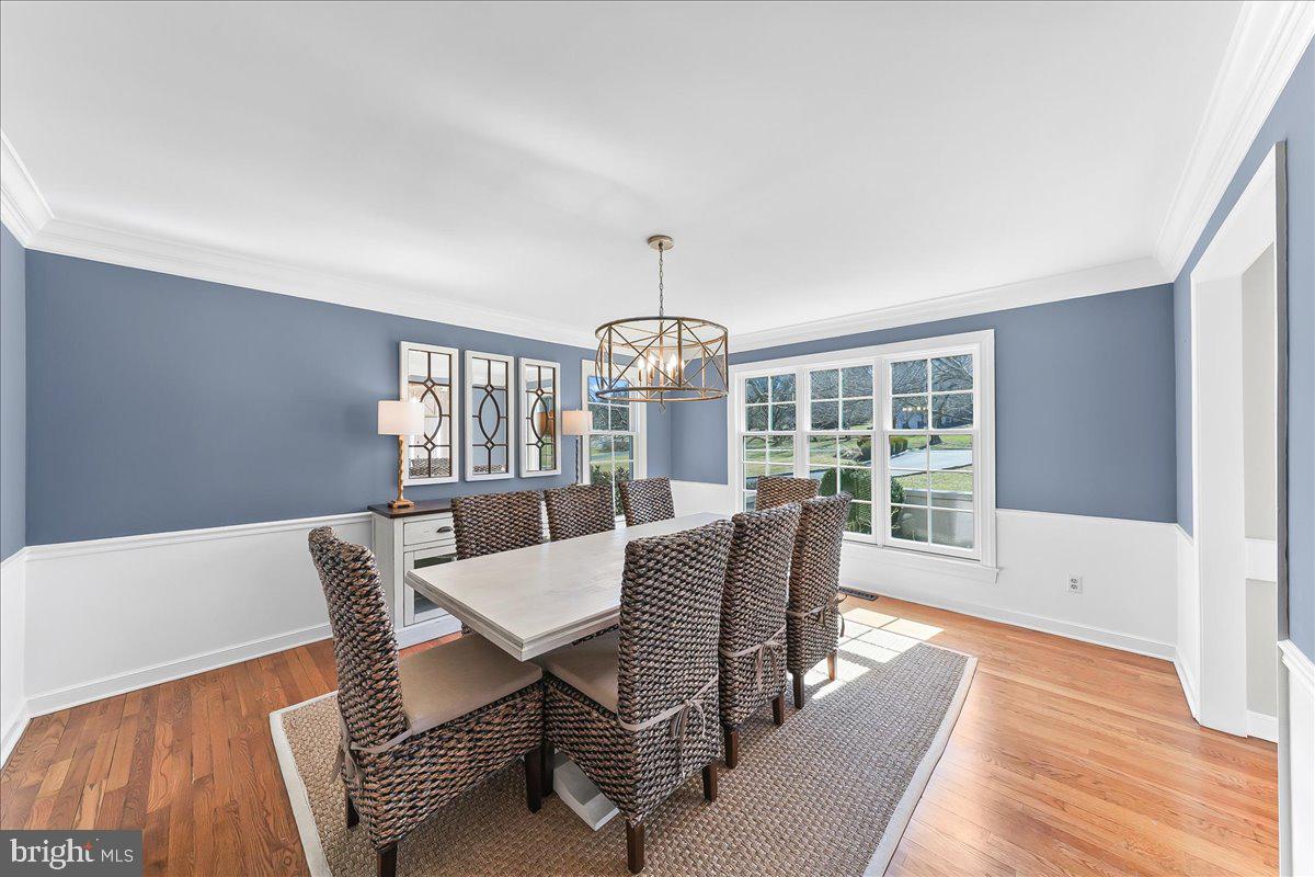 345 COUNTRY LANE
