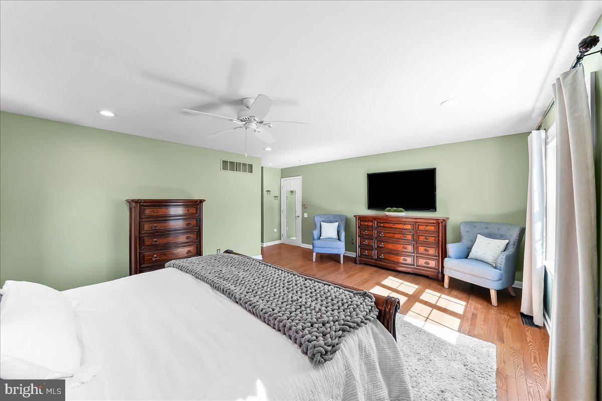 345 COUNTRY LANE