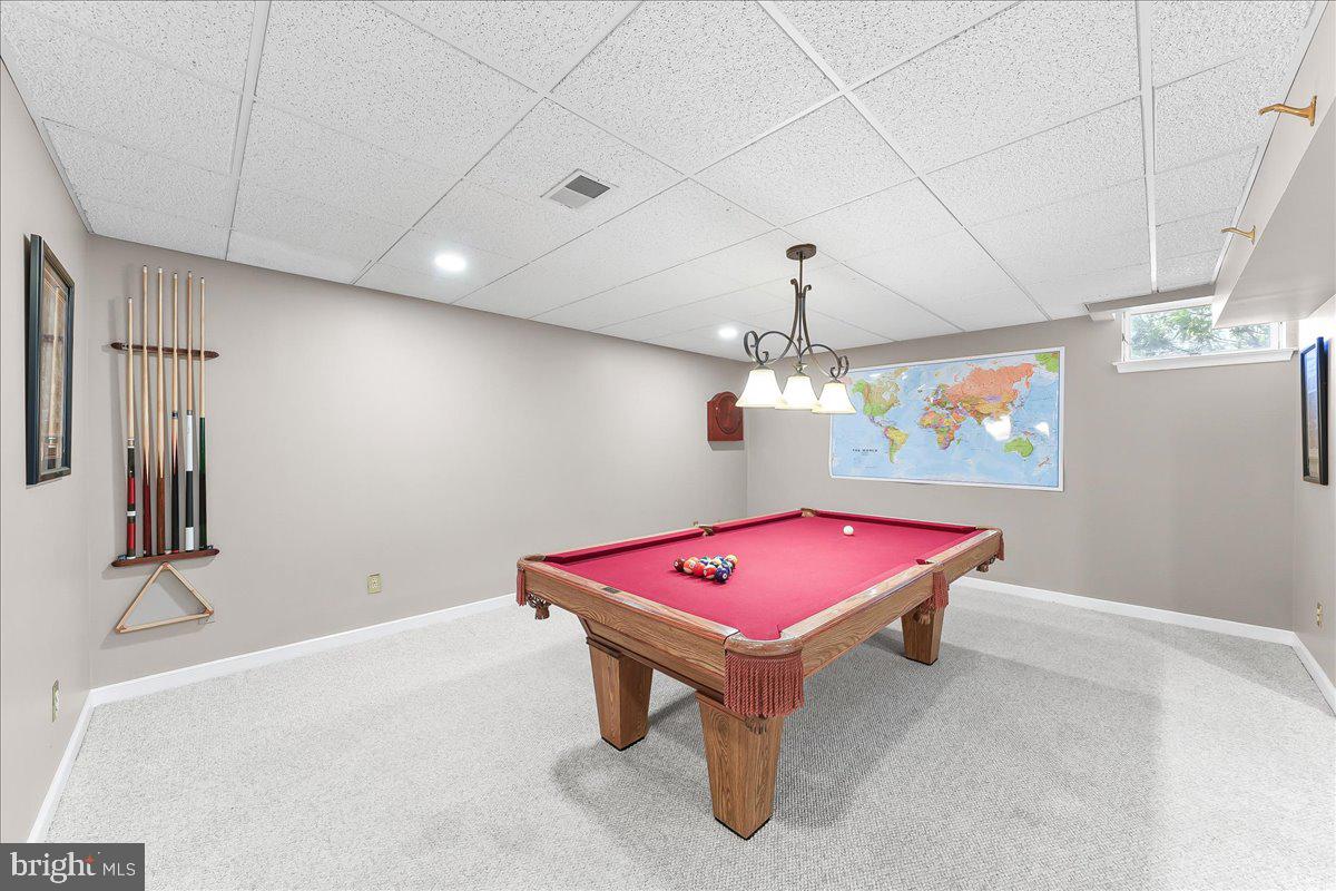 345 COUNTRY LANE