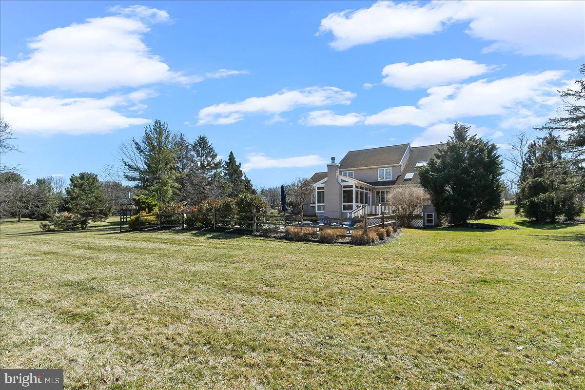 345 COUNTRY LANE