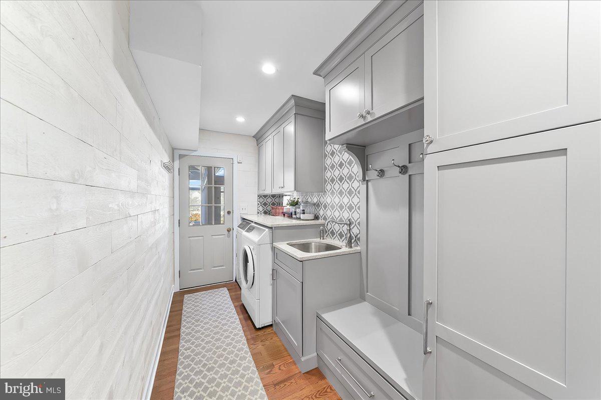345 COUNTRY LANE