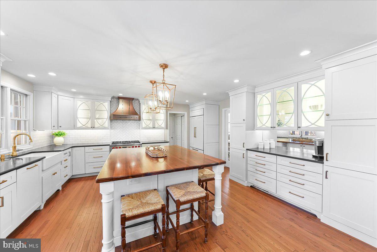 345 COUNTRY LANE