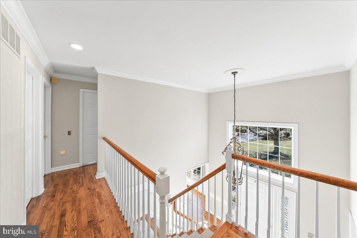 345 COUNTRY LANE