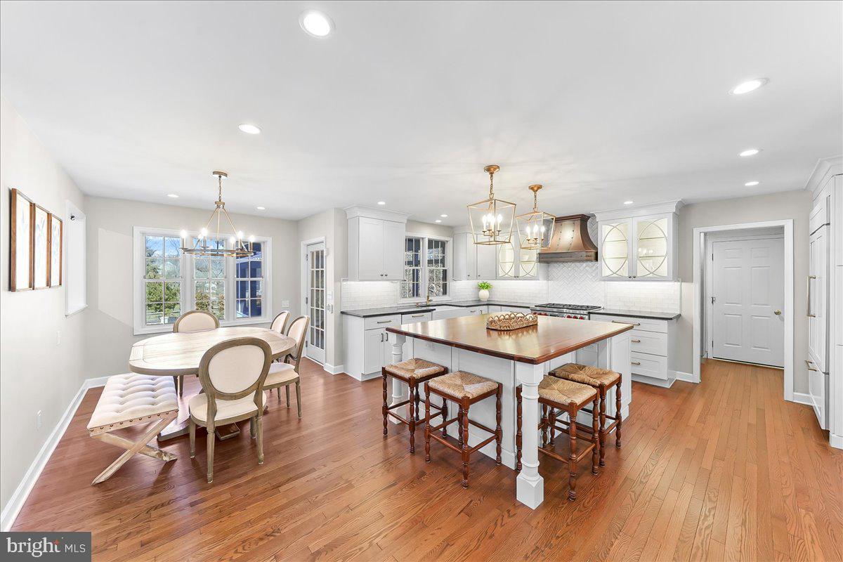 345 COUNTRY LANE