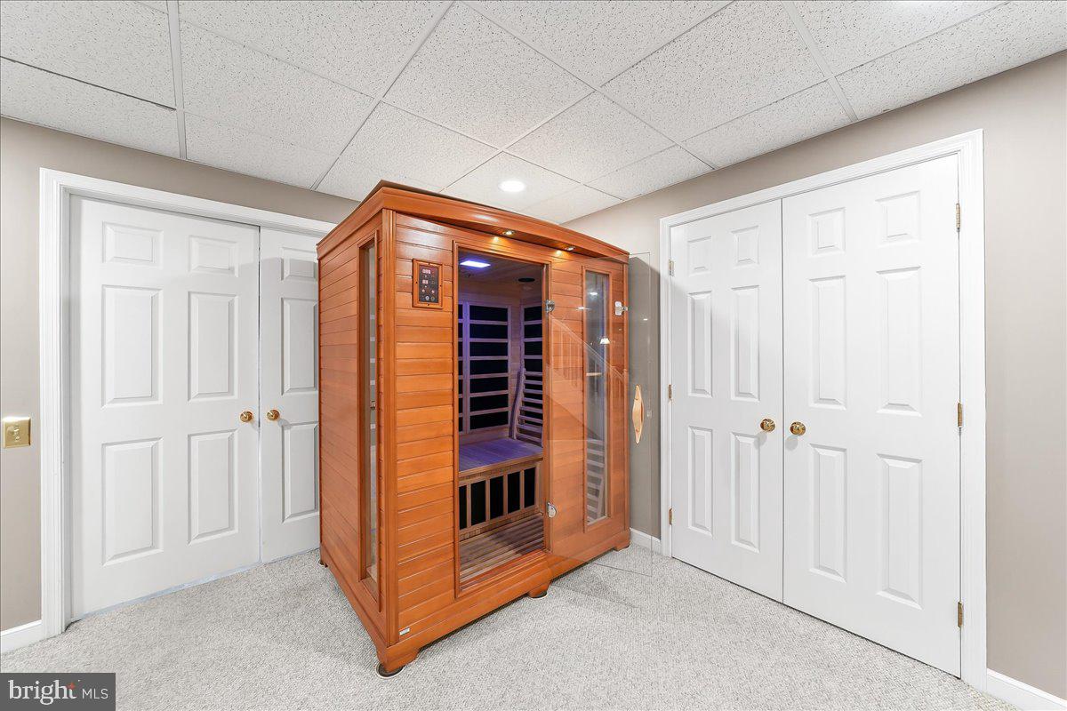 345 COUNTRY LANE