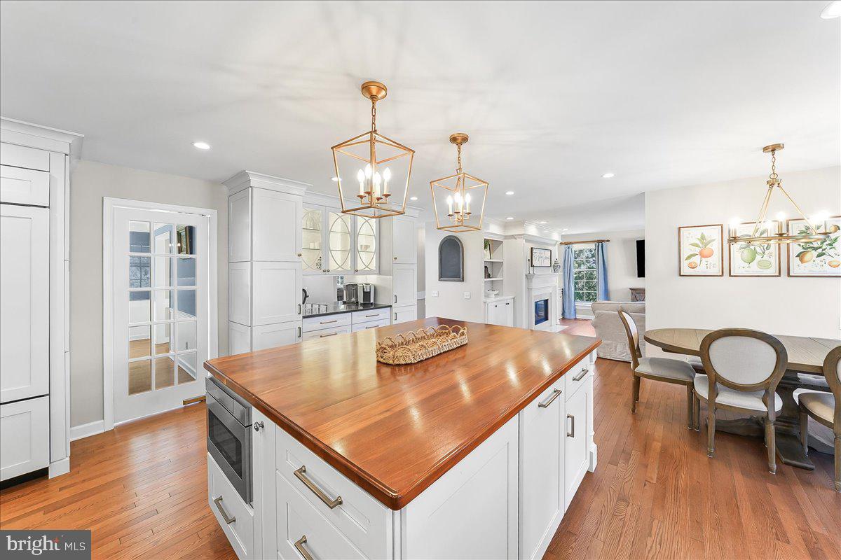 345 COUNTRY LANE