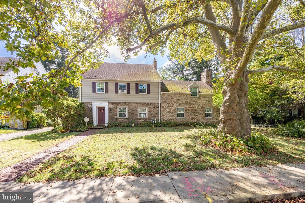 1336 OLIVE STREET