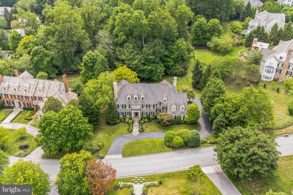 129 BROOKE FARM ROAD