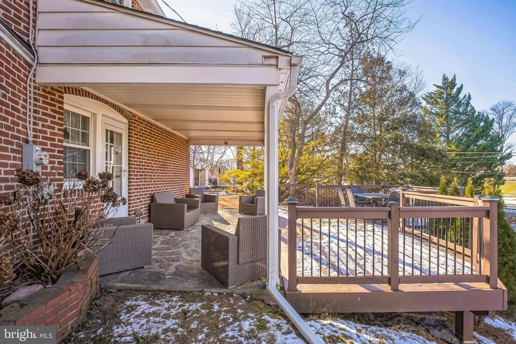 27 MEDBURY LANE