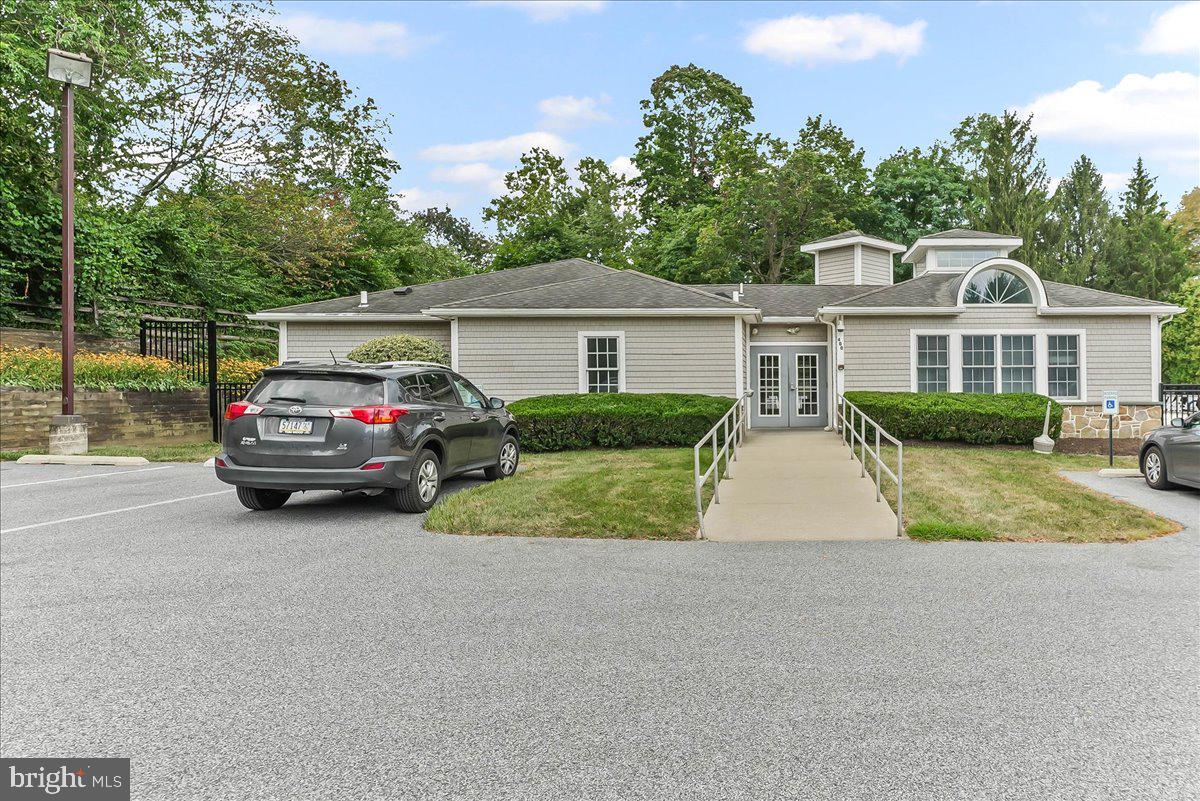266 STANTON COURT