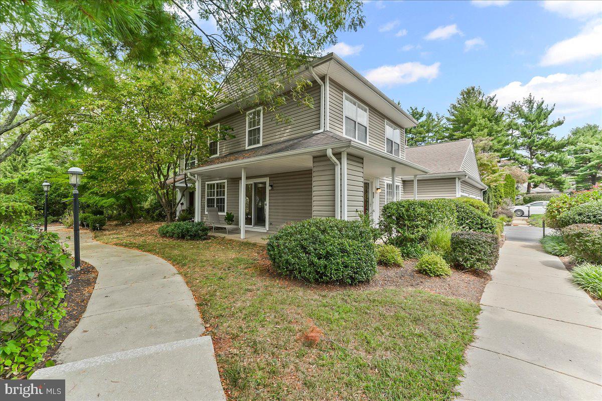 266 STANTON COURT