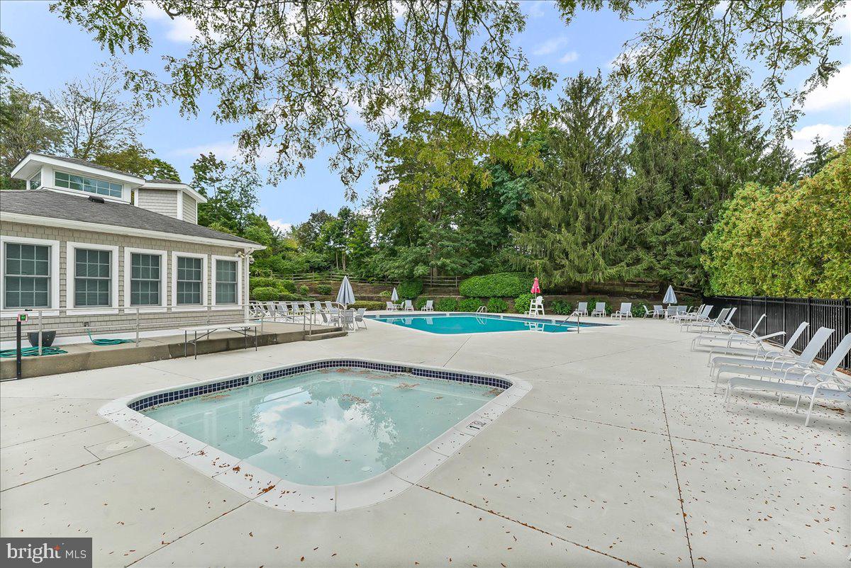 266 STANTON COURT
