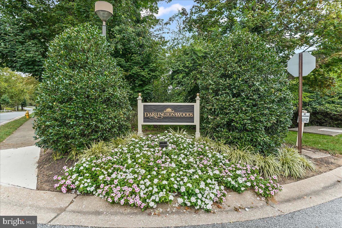 266 STANTON COURT
