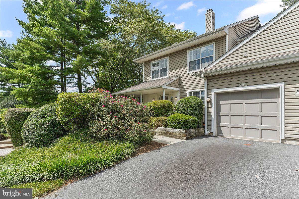 266 STANTON COURT